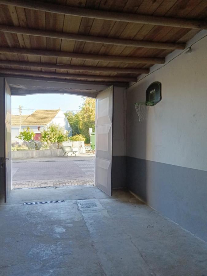 Casa Da Vovo Ceu - Casa De Campo Gandaresa - Country House, Entre Coimbra E Aveiro, A 15 Minutos Carro Praia Mira - Quintal Com Piscina Insuflavel กันดันเฮด ภายนอก รูปภาพ